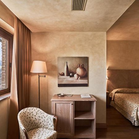 Borgo Lanciano Otel Castelraimondo Dış mekan fotoğraf