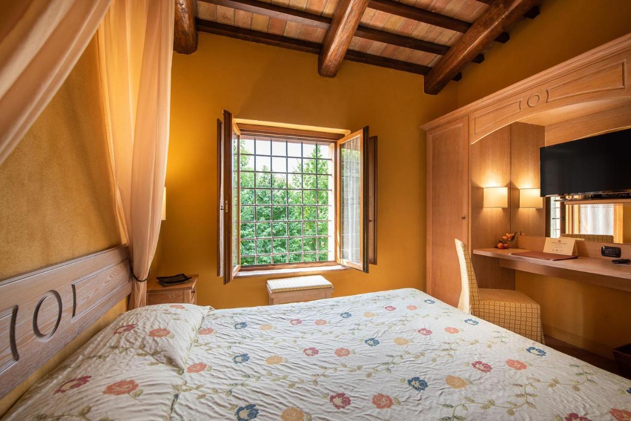 Borgo Lanciano Otel Castelraimondo Dış mekan fotoğraf