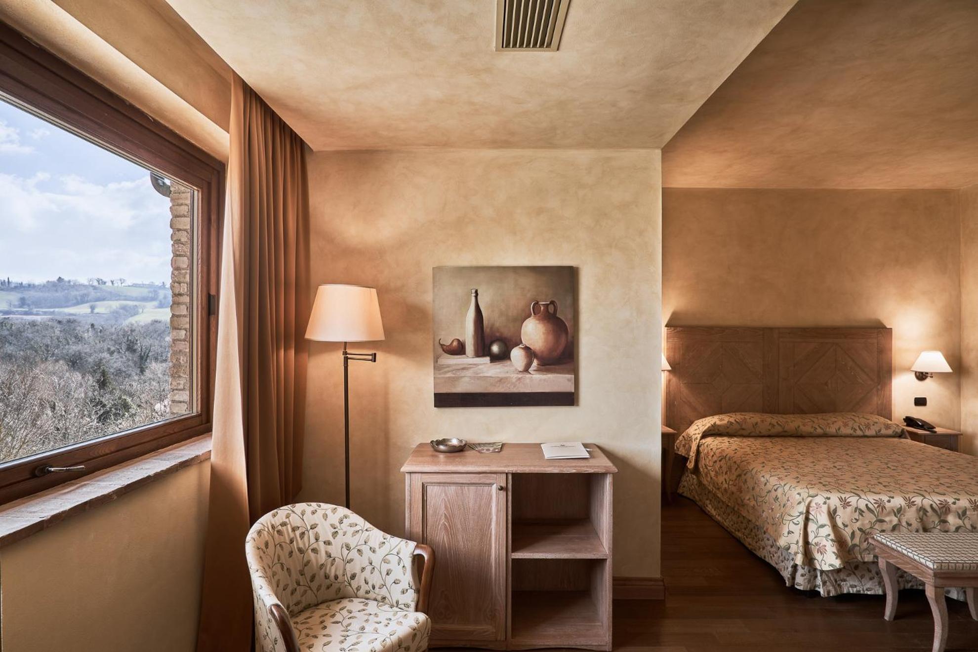Borgo Lanciano Otel Castelraimondo Dış mekan fotoğraf